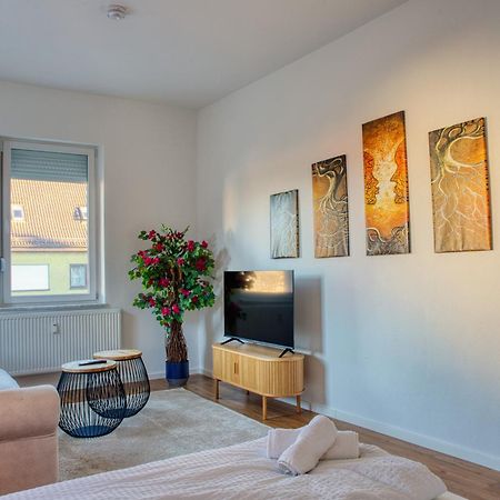 Appartamento Wen Bhf Neu & Zentral In Weiden Fuer Bis Zu 6 Personen Weiden in der Oberpfalz Esterno foto